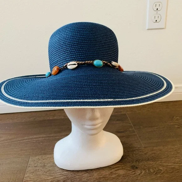 Sun hat - Picture 3 of 6